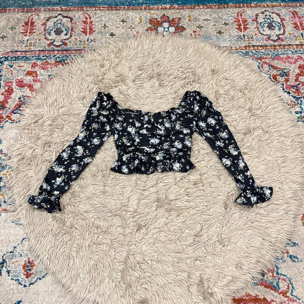 ASTR floral underwire crop top size small